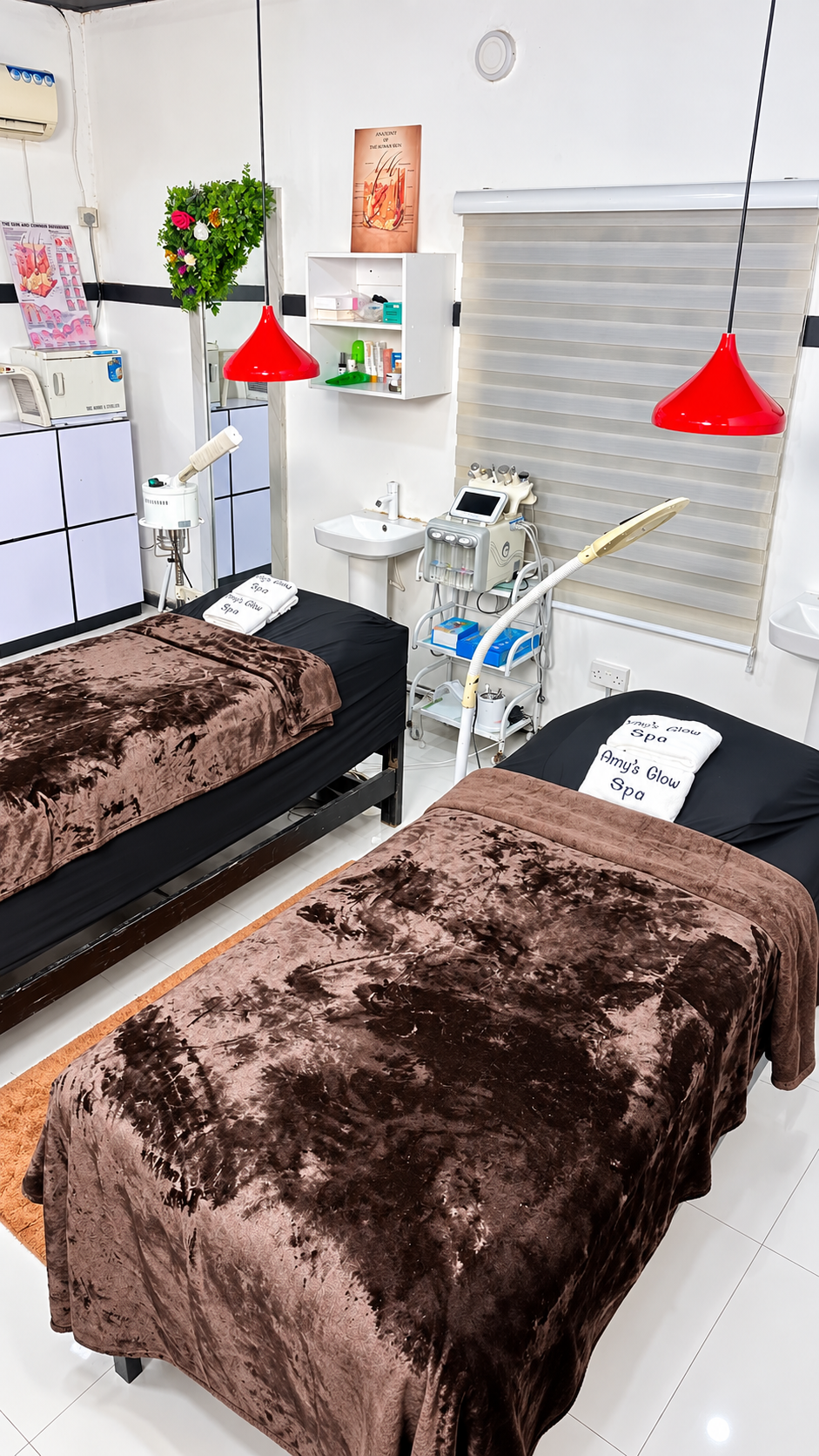 Real treatment room at Amy's Glow